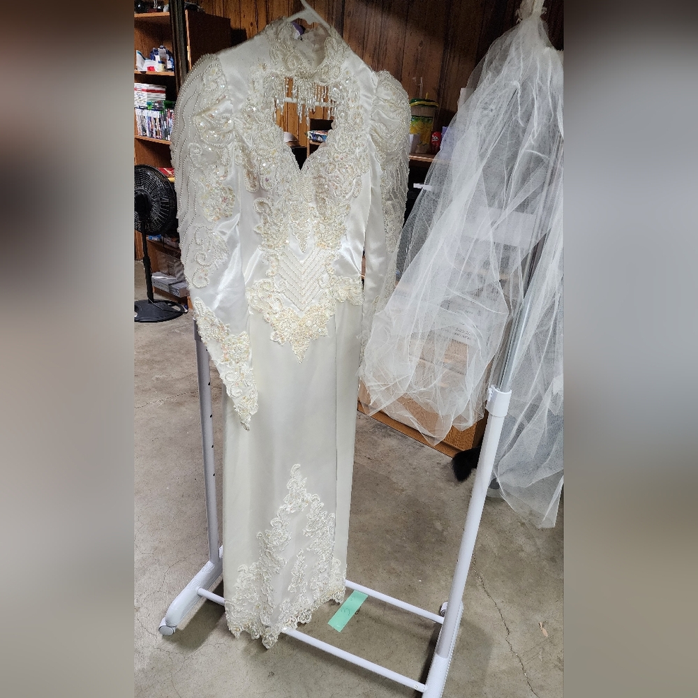Vintage Alfred Angelo wedding dress
